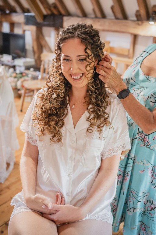 curly wedding hairstyles working with beautiful natural curls expert bridal hairstylist Pam Wrigley and soft glam wedding makeup