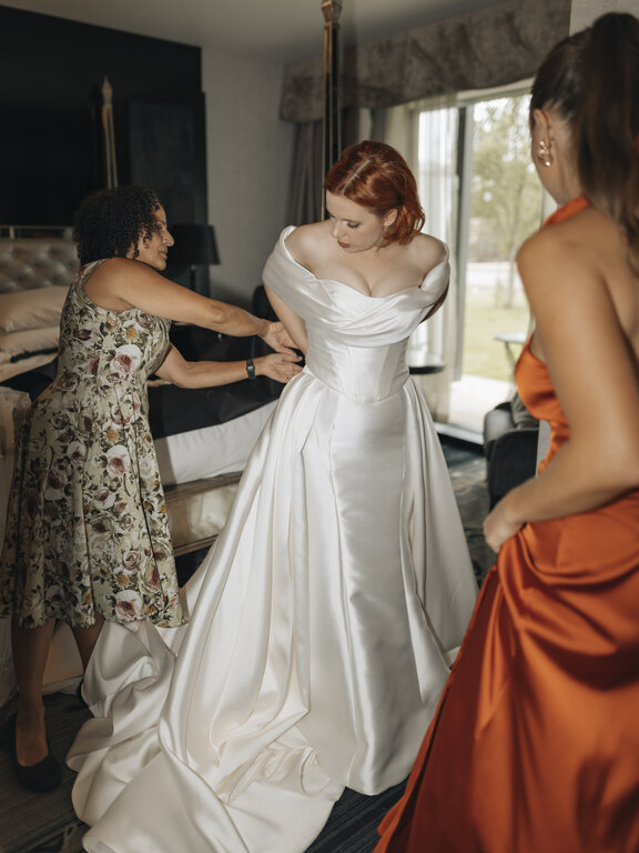 soft glam wedding makeup and bridal hair and bridal hairstyle London on the wedding day Pam Wrigley