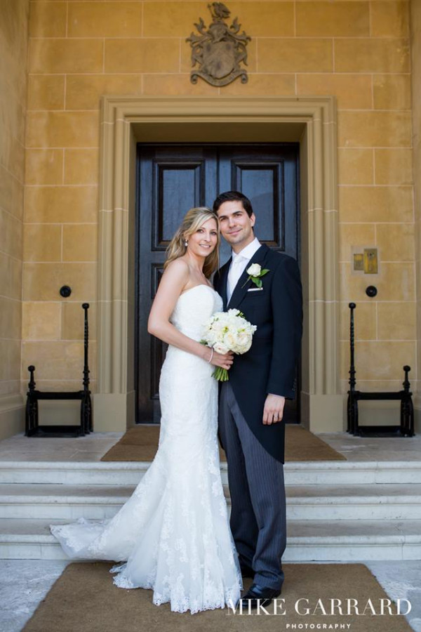 Beautiful natural bridal makeup and hair for the bride by Pam Wrigley. Plus half up wedding hairstyle for long hair by wedding makeup artist and bridal hair stylist in London.
