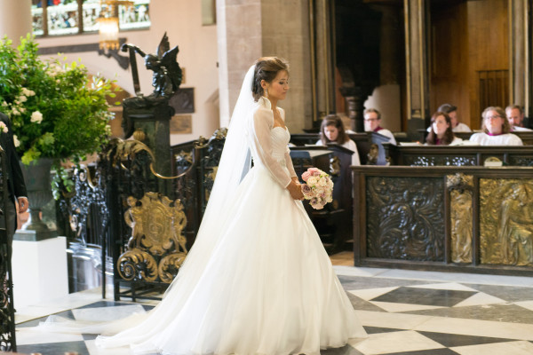 wedding planning. Bridal makeup and hair for a bride. Plus bridal hairstyles for brides with long hair by wedding makeup artist and bridal hair stylist Pam Wrigley in London