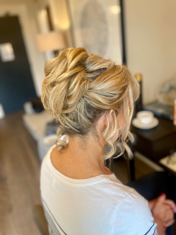 mature bride/mother of the bride hairstyle for short hair by Pam Wrigley